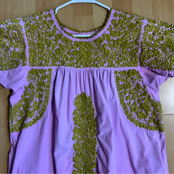 Sister Mary Floral Embroidered Kaftan Dress with Flutter Sleeves Vacation Boho - Picture 10 of 14